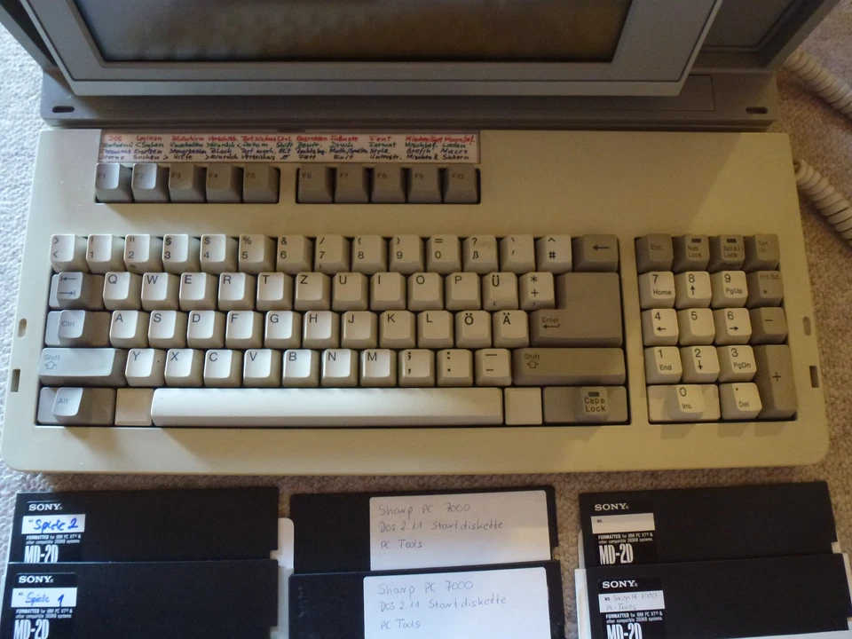 Retro IBM PC Laptop Sharp PC 7000 8086 2x5,25" Floppy 7MHz 320kByte RAM - Bild 2 von 4