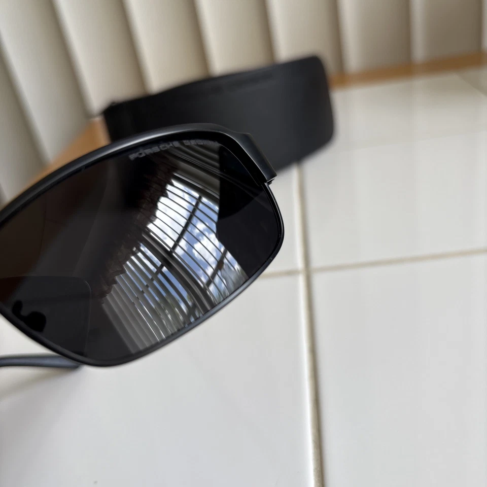 Черные поляризованные солнцезащитные очки Porsche Design P8485 64 14 125 прочтите описание - Изображение 4 из 4