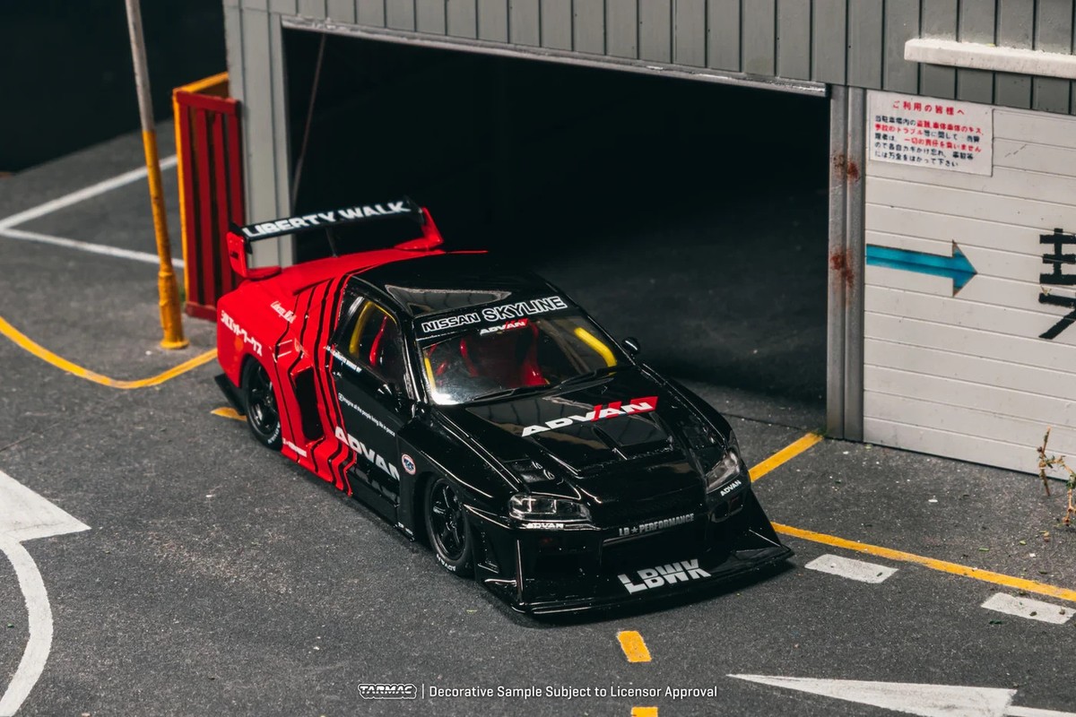 ミニカー LB-ER34 SUPER SILHOUETTE LIBERTY WALK Tarmac Works 1:43 Liberty Walk LB-ER34 Super Silhouette SKYLINE
