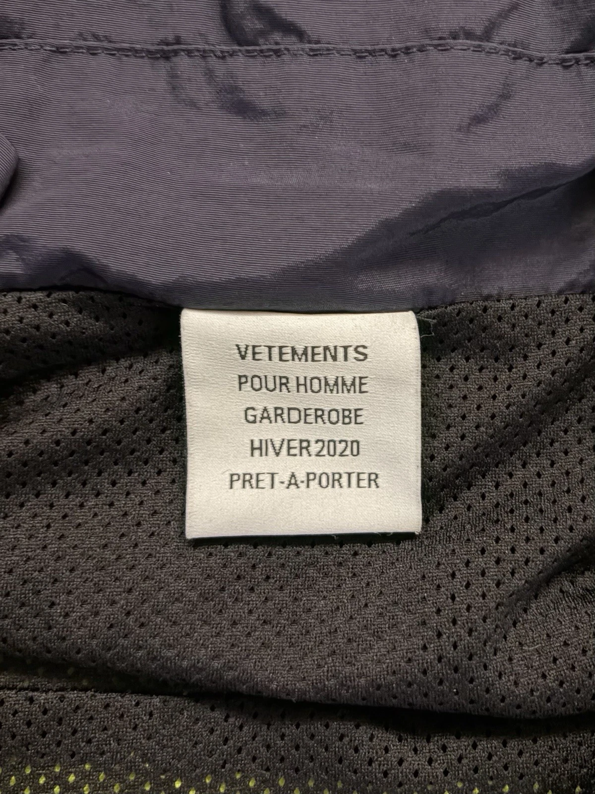 Vetements F/W19 Hi-Vis Anarchy Reflective Parka image 15