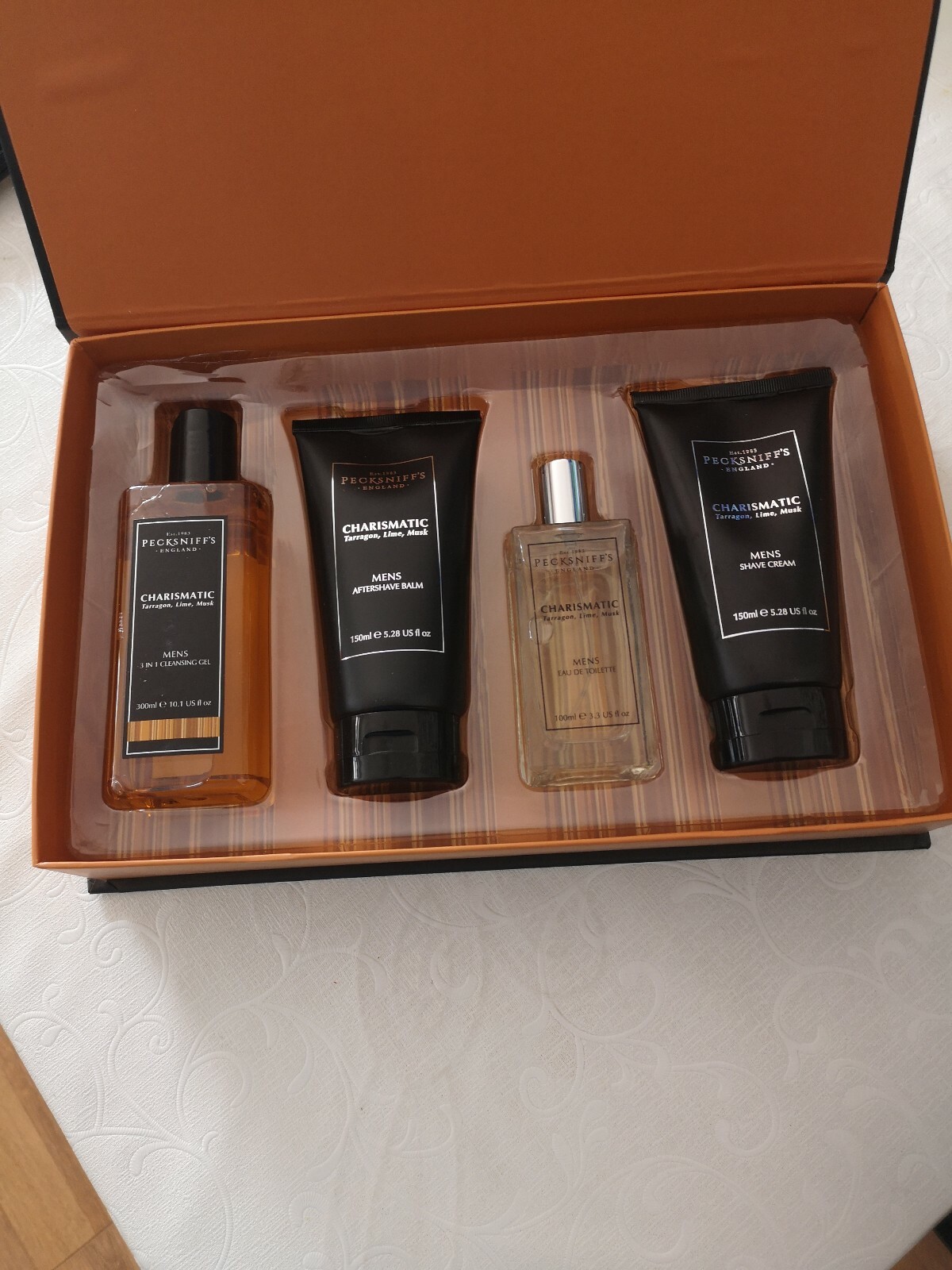 PECKSNIFFS ENGLAND charismatic tarragon lime and Musk mens gift