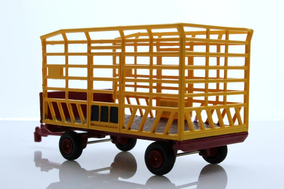 Farm Hay Bale Throw Wagon Trailer For Pickup Truck Diecast Models 1:64 Scale - Image 3 of 4
