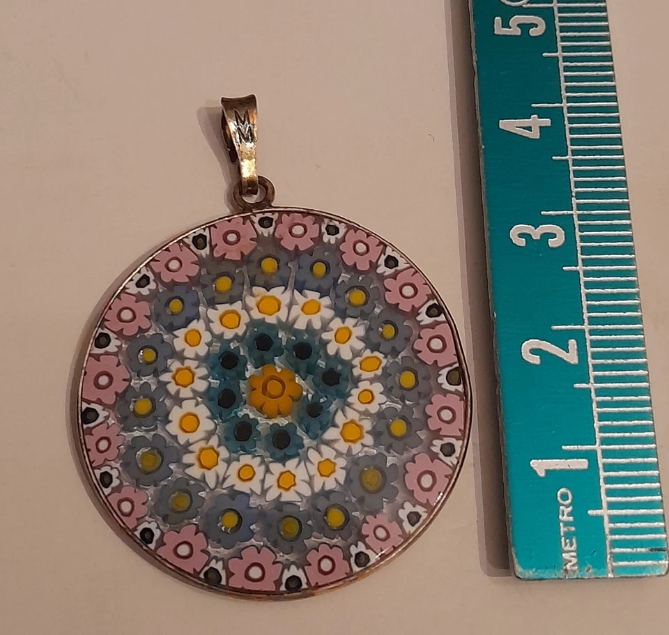 Pendente con Murrina veneziana in argento dorato - Immagine 2 di 3