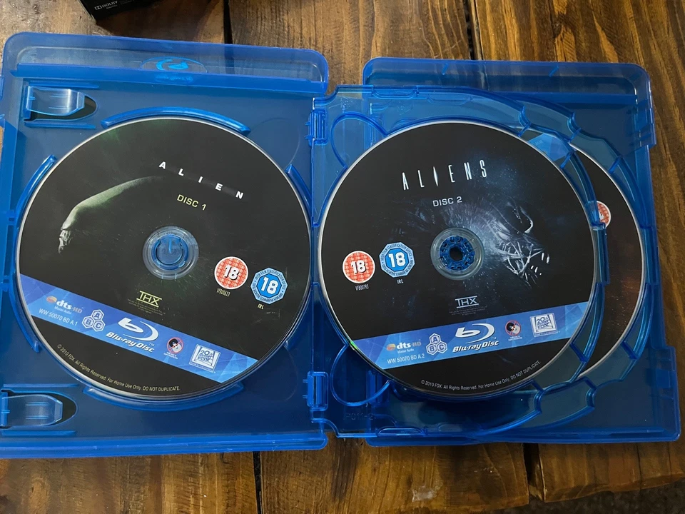 Alien Anthology (Blu-ray, 2010) 6-Disc, 4-Film Box Set. Sigourney Weaver - Image 4 of 4