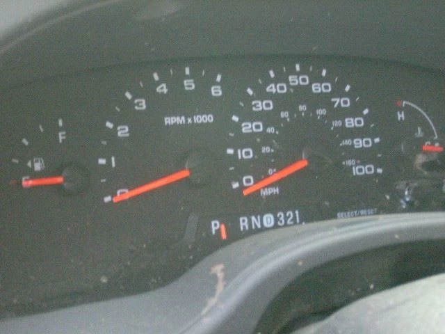 07 08 09 10 FORD E150 AC CONDENSADOR GASOLINA 1117 Foto 4 de 4