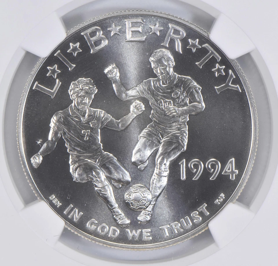 1994-D World Cup Soccer Commemorative Silver Dollar MS70 NGC *2820 - Image 3 of 4
