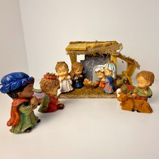 12 Piece Child Nativity Set with Rustic Wooden Stable Holiday Time Pre-Owned HTF