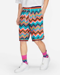 nike city exploration shorts