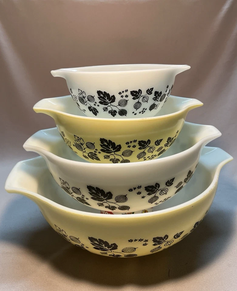 Pyrex Gooseberry Yellow White Black Cinderella Mixing Bowl Set of 4 - Image 2 of 3