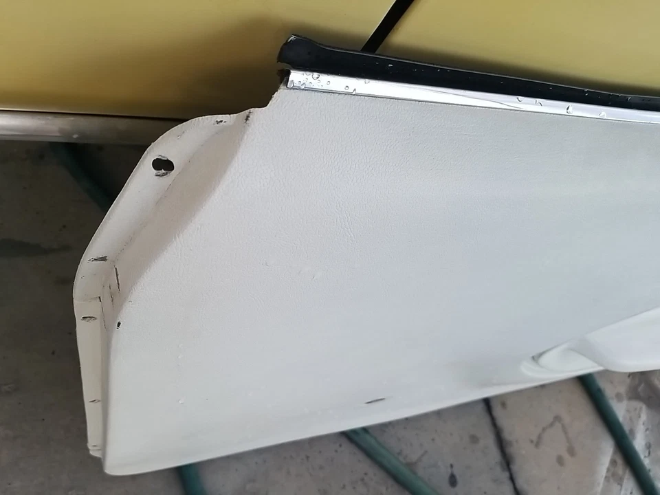 PLYMOUTH BARRACUDA 1970 1971 PANEL PUERTA DELANTERA BLANCO MOPAR CUDA ORIGINAL  Foto 3 de 4