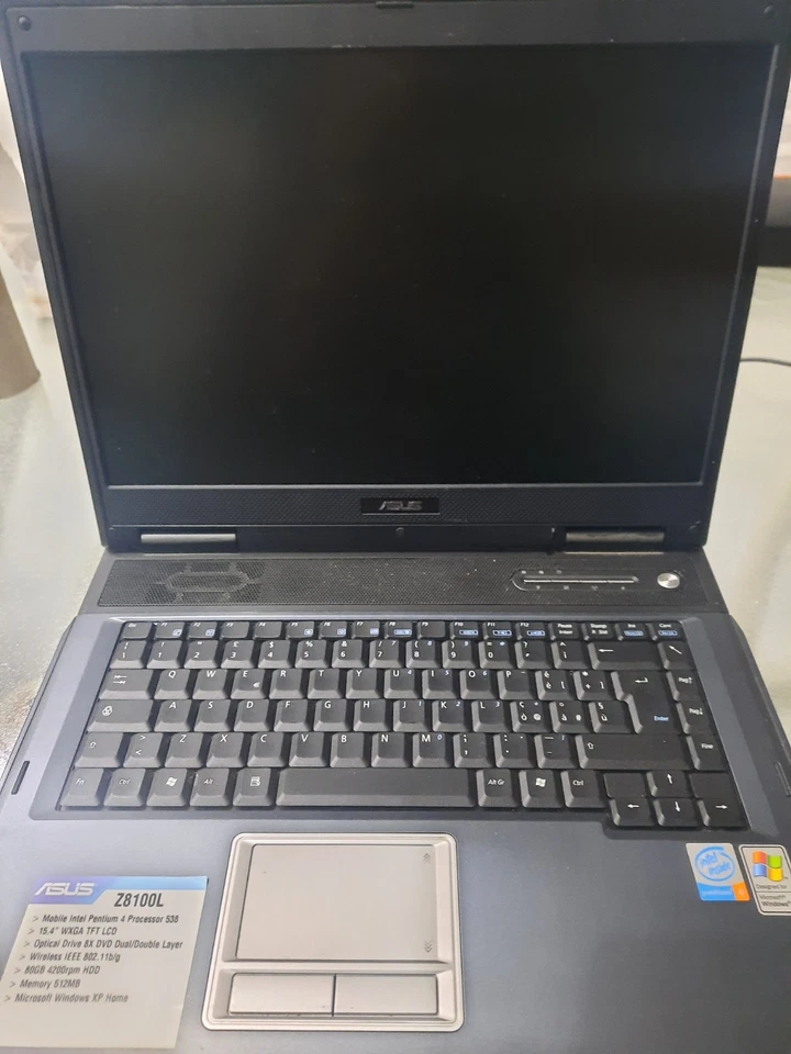 Pc Asus Z8100L Pentium 4 Windows XP Laptop Vintage - Immagine 2 di 4