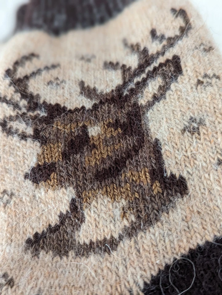 womens socks, 100% Sheep's Wool , SIZE 7-8 , Chunky & Warm, Deer - Image 4 of 4