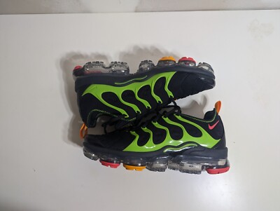 Nike Air Vapormax Plus Mens 10.5 Shoe Black Ember Glow Electric