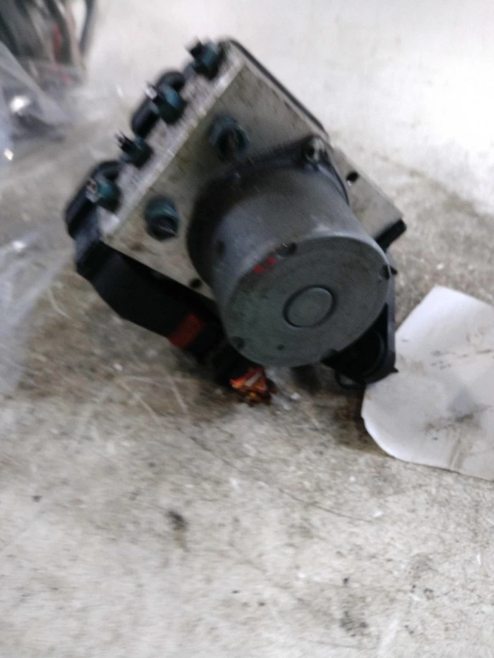 Used ABS Pump and Motor Assembly fits: 2018 Audi S5 assembly ID 8W0614517KBEF Gr - Image 2 of 4