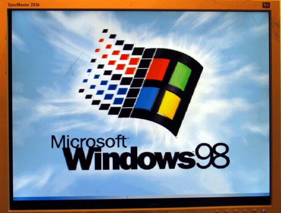 Retro PC Pentium MMX 166MHz, ISA PCI, Windows 98, CD, Floppy USB - Bild 2 von 4