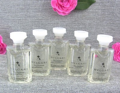 Bvlgari Eau Parfumee Au the Blanc Shampoo & Shower Gel 200 ml   5 x 40 ml