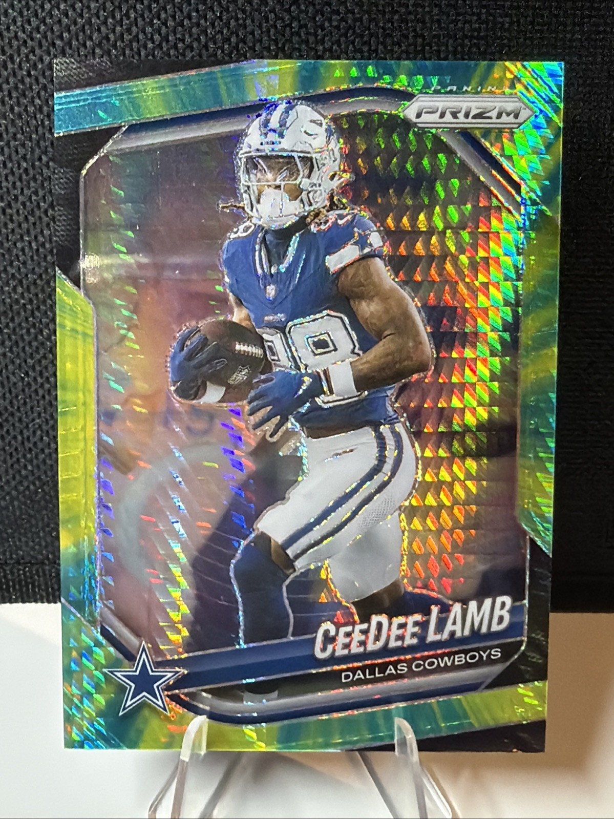 2025 Panini Prizm - CeeDee Lamb #154 Hyper Prizm /200 Dallas Cowboys