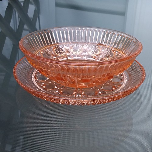 Indiana Apricot Pink Depression Glass Bowl and Small Plate Set 1930s. - Picture 10 of 10