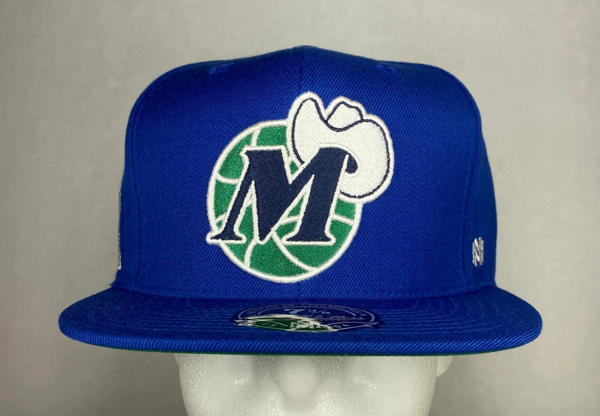 Mitchell and Ness Dallas Mavericks Hardwood Classic Fitted Hat