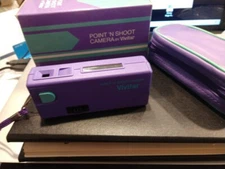 VINTAGE VIVITAR POINT 'N SHOOT CAMERA WITH CASE