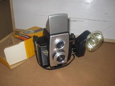 الكاميرات — KODAK BROWNIE REFLEX 20 (1959)