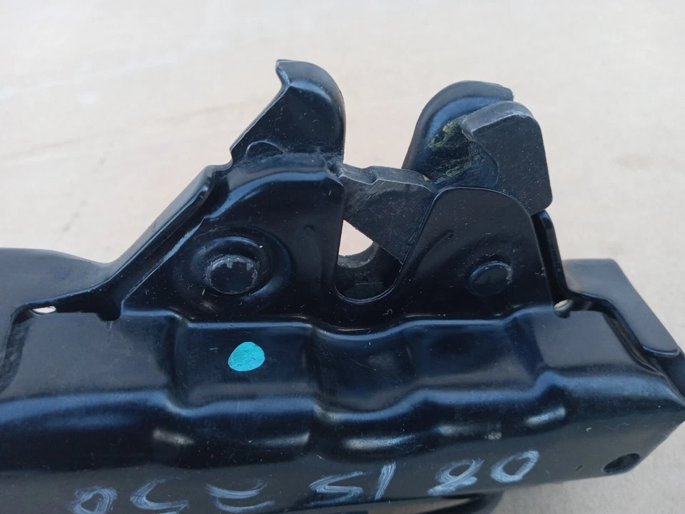 LEXUS IS250 2006 2007 2008 2009 2010 CAPÓ DELANTERO PESTILLO OEM Foto 2 de 4