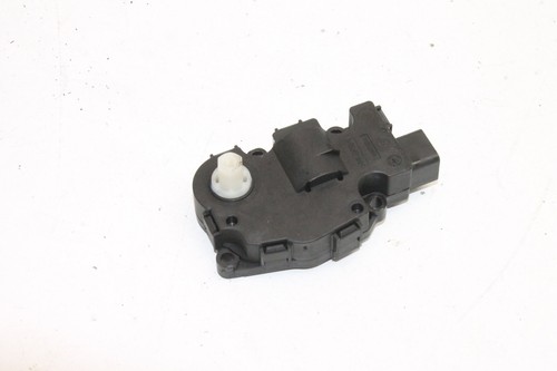 AUDI A5 Sportback 8TA 2.0 TDI Regelventile für Innenraumheizung 17224913