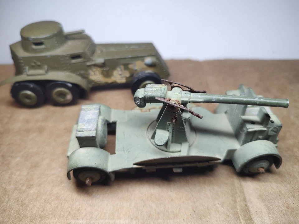 Caminhões do exército Tootsietoy Dinky como estão - Imagem 4 de 4