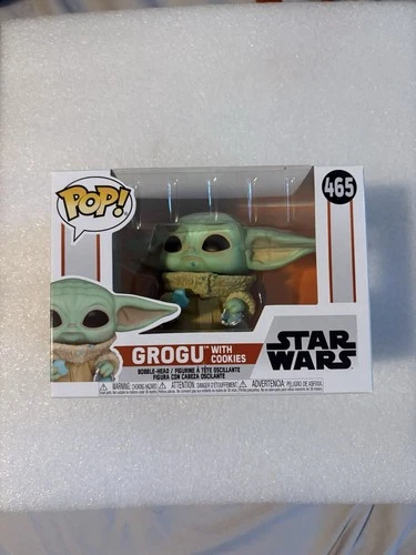 POP Funko Star Wars: The Mandalorian - The Child, Grogu with Cookie 54531