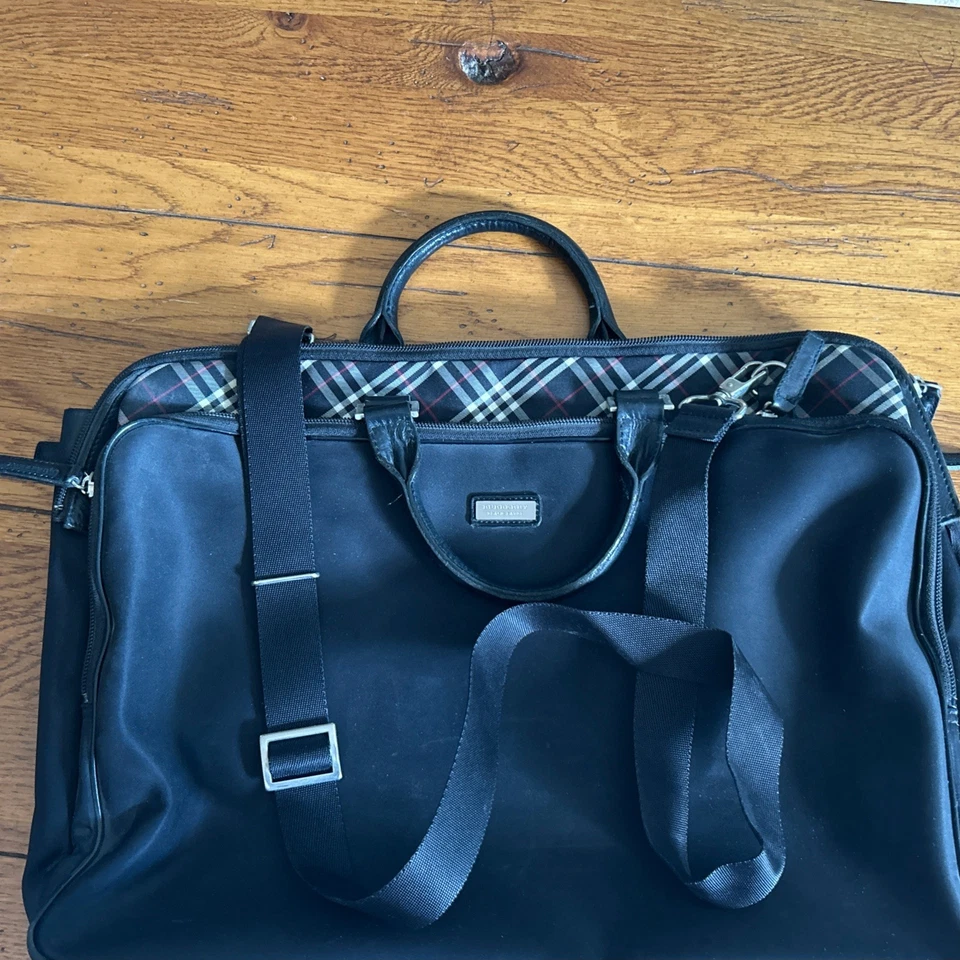 Auténtico maletín de negocios BURBERRY etiqueta negra Nova Check nailon negro NS091894 Foto 4 de 4