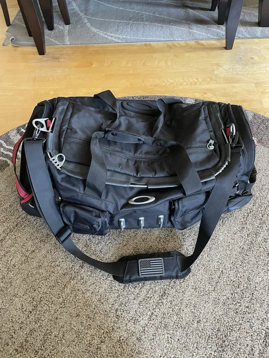 Oakley Leather Bags for Men for sale | eBay