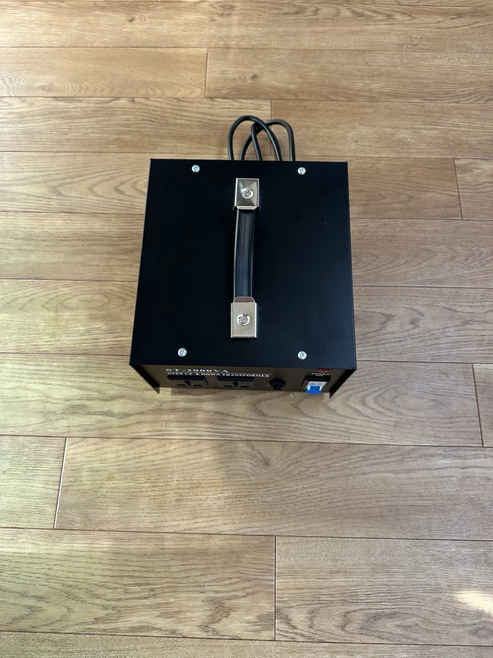 tonchean 2000 W Voltage Converter UK⇄US Toroidal Step Up/Down Transformer - Image 3 of 4