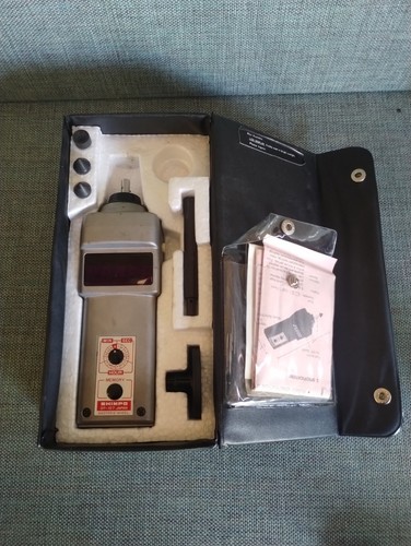 VTG Shimpo DT-107 Digital Contact Tachometer Master 6" Wheel RPM Tester WORKS