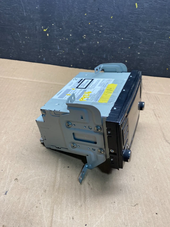 2015 2016 2017 Nissan Juke Radio CD Player AM/FM Screen Radio OEM  P9216 DG - Image 3 of 4