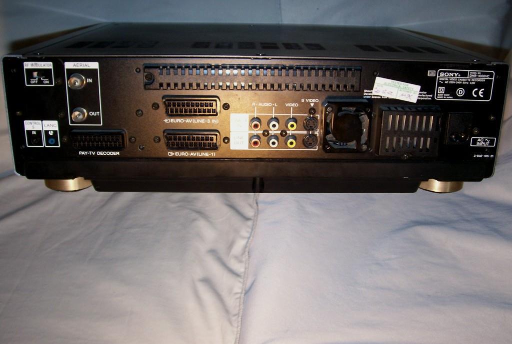 Sony DHR1000VC Pro deck PAL DVCAM/MiniDV VTR. AV/DVin. VGC. 1yr