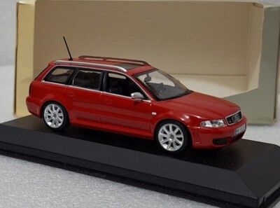 Audi S4 Avant 赤 1/43 ミニカー Audi RS4 Avant B5 2000 Misano Red 1:43 Minichamps 2.00.000.00876