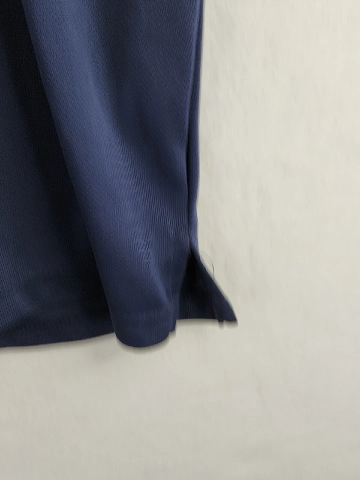 Polo azul con logotipo de ala de soporte táctico para hombre talla mediana Foto 4 de 4