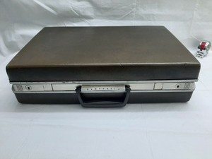 samsonite briefcase
