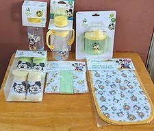 New Mickey Mouse Gift Set Bottles Sippy Cup Booties washcloths Burp Cloth, T7MIS