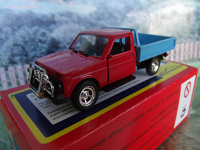 1/43 Russian  VAZ 2121 Niva  pick up
