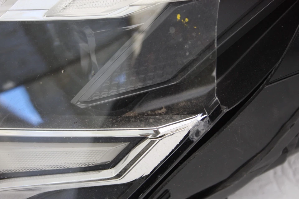 Audi A3 S3 Left Side LED Headlight 2020 to 2024 8Y0941033A Genuine *DAMAGED* - Image 4 of 4