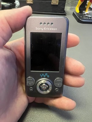Sony Ericsson W580i Cellphone Walkman Slider