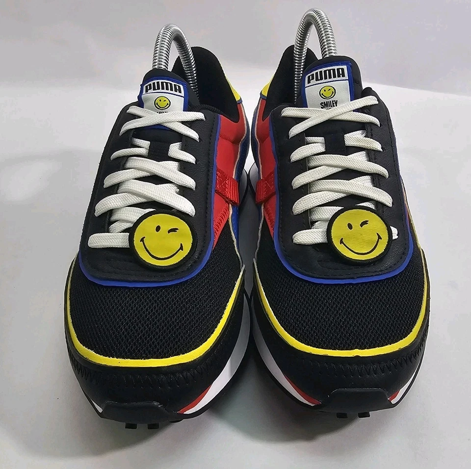 Zapatillas deportivas negras PUMA Smileyworld X Future Rider con cordones para jóvenes niños 6,5C Foto 2 de 4