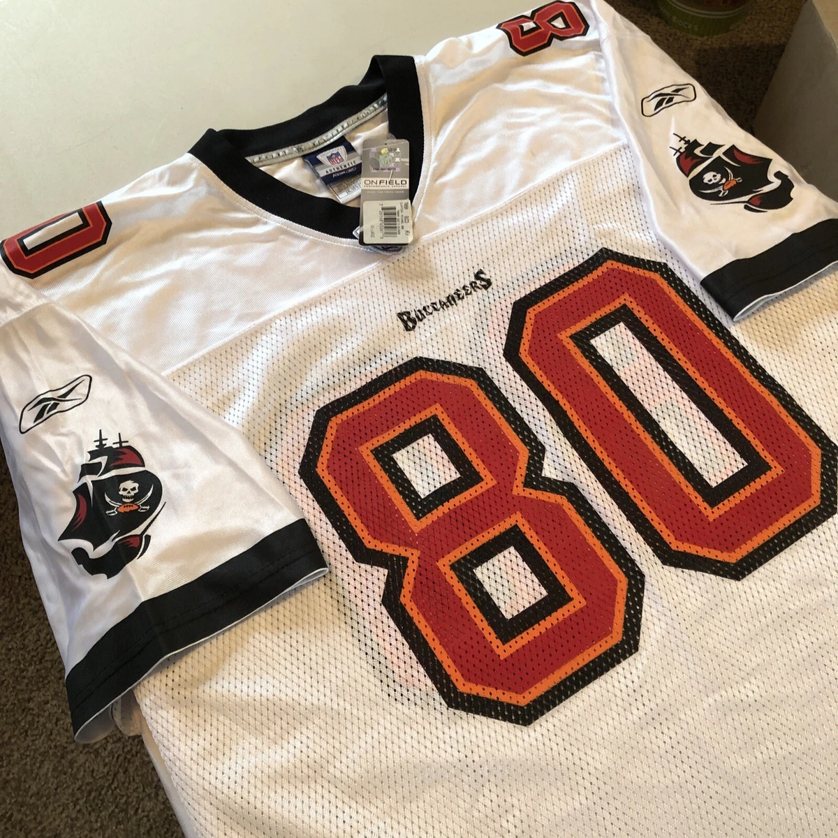 Preços baixos em Reebok Masculino Tampa Bay Buccaneers Roupas e