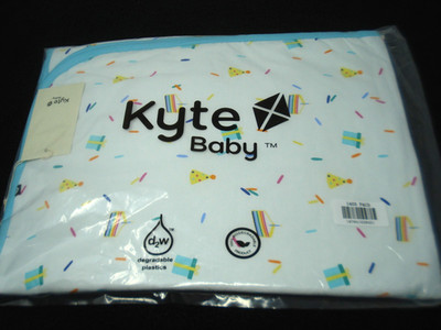 Kyte Baby Cloud Party Baby Bamboo Blanket 33''x33'' 1.0 Tog White Confetti NEW