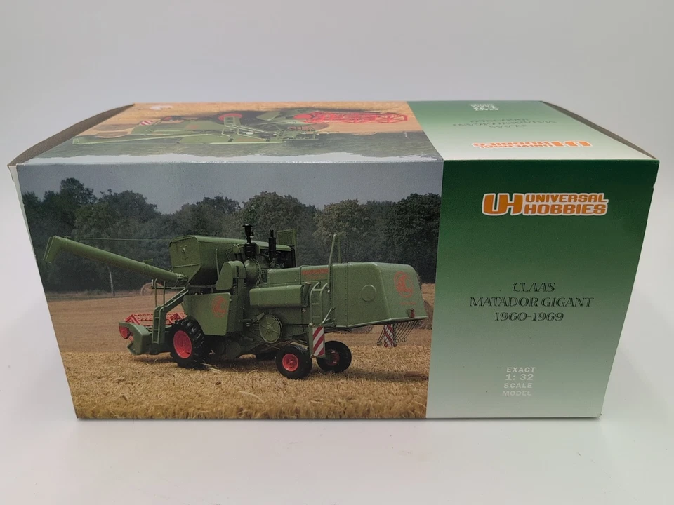 1/32 Universal Hobbies Claas Matador Gigant Combine Model Toy  - Image 2 of 2