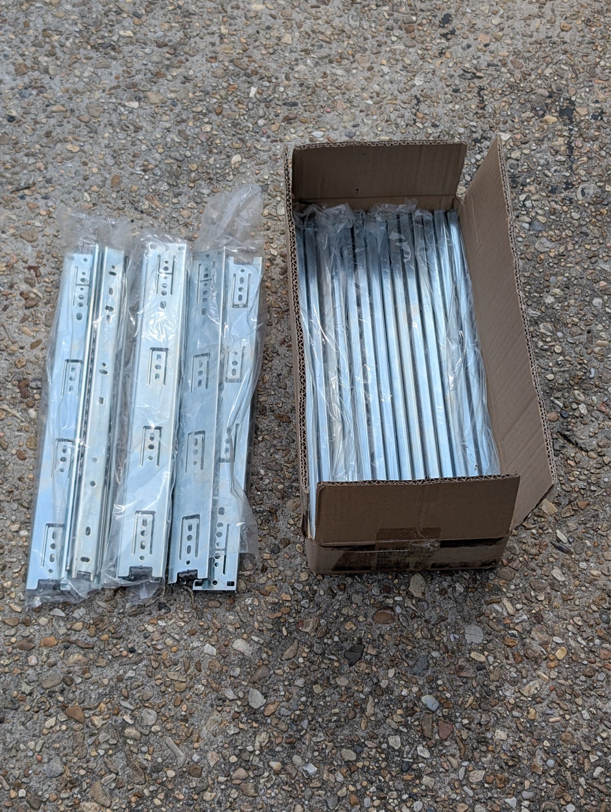 &ndash; 100 Lb Capacity