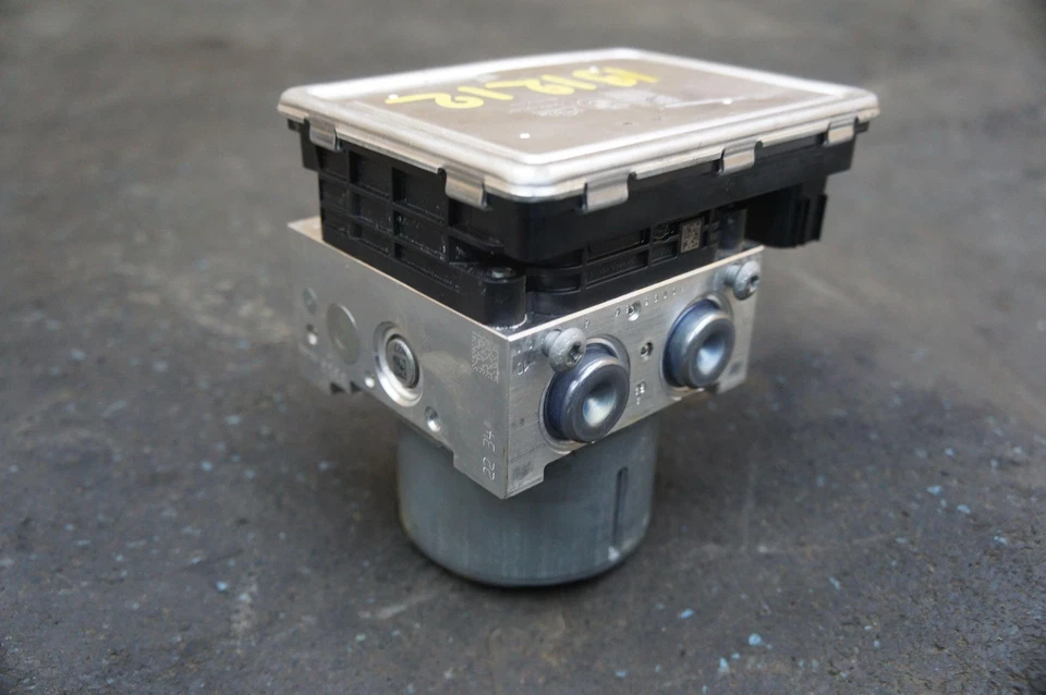 Módulo de bomba de freno ABS 6862014 89541WAA12 OEM Toyota Supra 2020 Foto 3 de 4