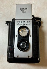 Vintage Argus Argoflex Seventy-Five CAMERA 75mm Lumar Lens - Untested