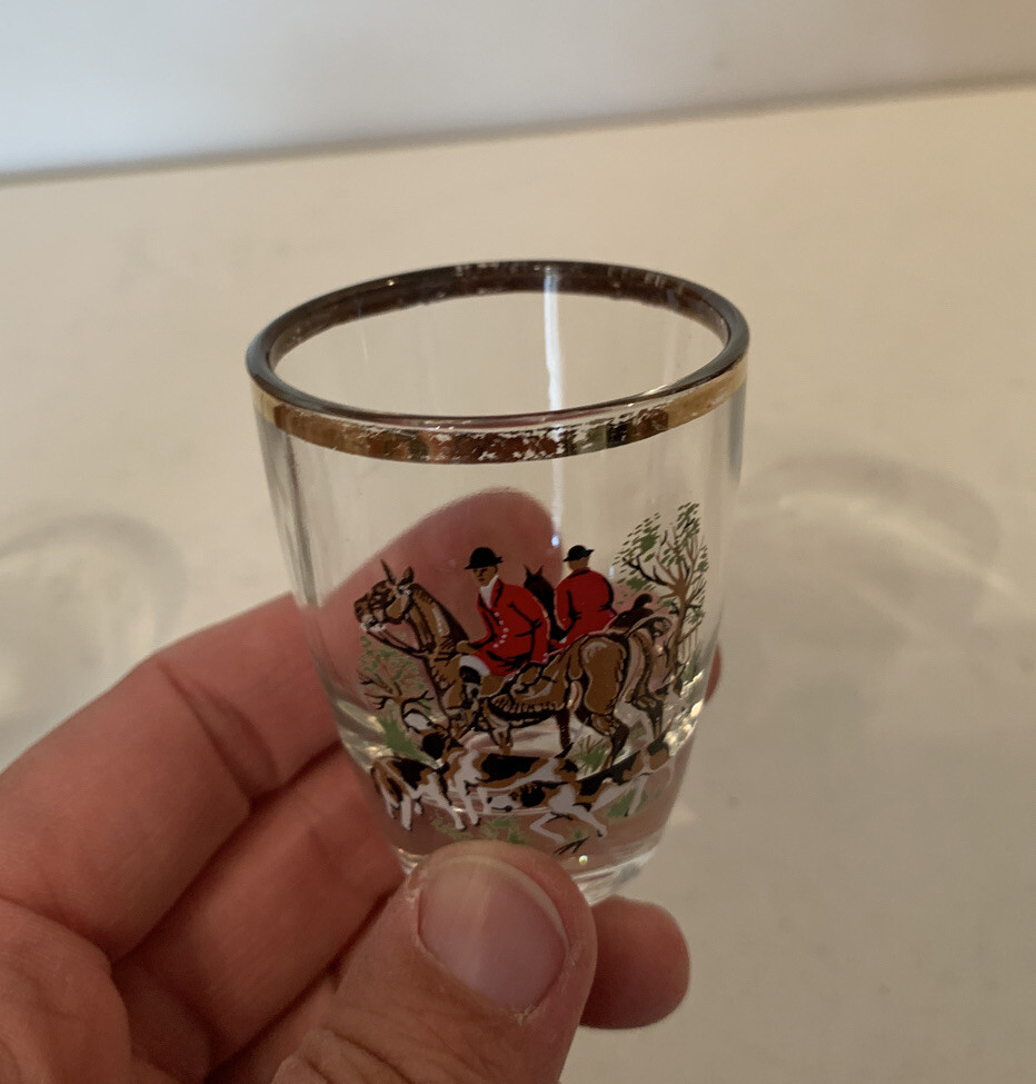 Vintage Set Of 2 Shot Glasses Hunting Scene eBay